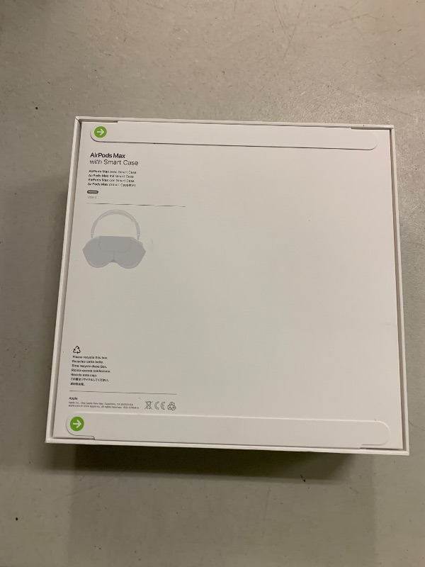 Photo 1 of Apple AirPods Max Wireless Over-Ear Headphones, Pro-Level Active Noise Cancellation, Transparency Mode, Personalized Spatial Audio, USB-C Charging, Bluetooth Headphones for iPhone - Midnight