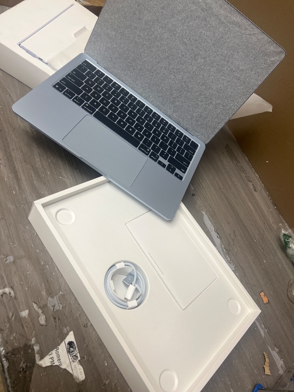Photo 1 of Apple 2025 MacBook Air 13-inch Laptop with M4 chip: Built for Apple Intelligence, 13.6-inch Liquid Retina Display, 24GB Unified Memory, 512GB SSD Storage, 12MP Center Stage Camera, Touch ID; Sky Blue