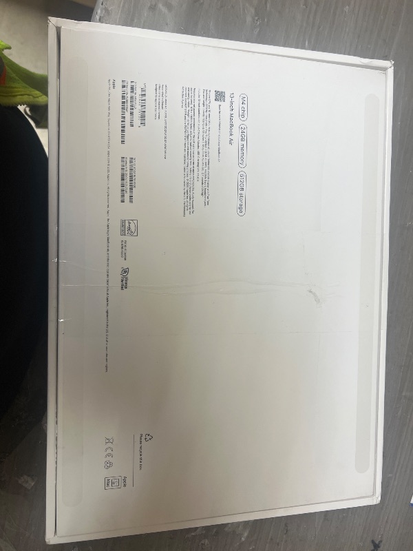 Photo 1 of Apple 2025 MacBook Air 13-inch Laptop with M4 chip: Built for Apple Intelligence, 13.6-inch Liquid Retina Display, 24GB Unified Memory, 512GB SSD Storage, 12MP Center Stage Camera, Touch ID; Sky Blue