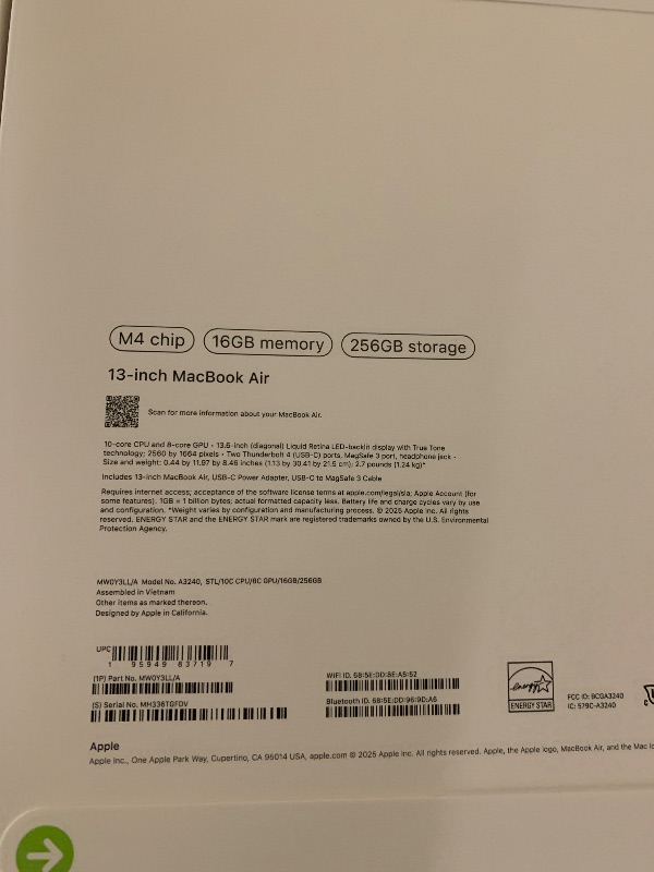 Photo 1 of Apple 2025 MacBook Air 13-inch Laptop with M4 chip: Built for Apple Intelligence, 13.6-inch Liquid Retina Display, 16GB Unified Memory, 256GB SSD Storage, 12MP Center Stage Camera, Touch ID; Starlight