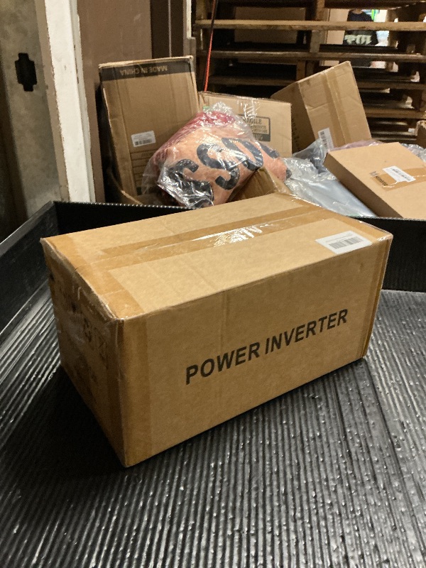 Photo 1 of 1500 watt Pure sine Wave Inverter, 12V DC to 110V AC Power Inverter, Used for Solar Emergency Power Supply in RV Homes, with 3 AC Output sockets, USB Port, Type-C Port, Remote Control with LCD Screen