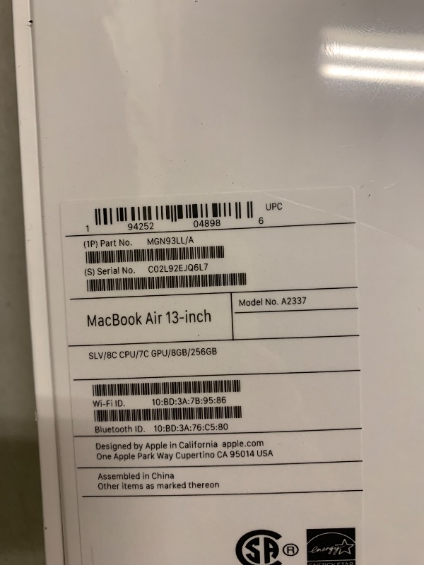 Photo 1 of 2020 Apple MacBook Air Laptop: Apple M1 Chip, 13” Retina Display, 8GB RAM, 256GB SSD Storage, Backlit Keyboard, FaceTime HD Camera, Touch ID. Works with iPhone/iPad; Silver