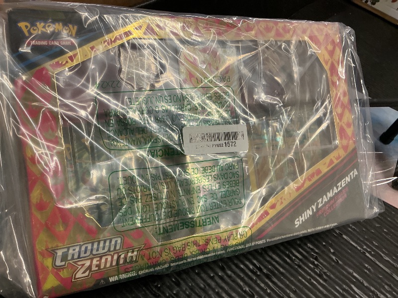 Photo 1 of Pokemon Crown Zenith Shiny Zamazenta Premium Figure Collection