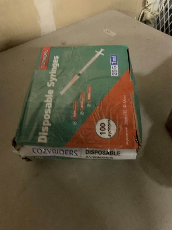 Photo 1 of 1ml ,100 Pack, 25G 1 inch Syringes with Needle, Needle Luer Lock Syringe, Individually Sealed Package for Scientific Labs,Feeding Small Animals,Dispensing,Applicator,Watering.