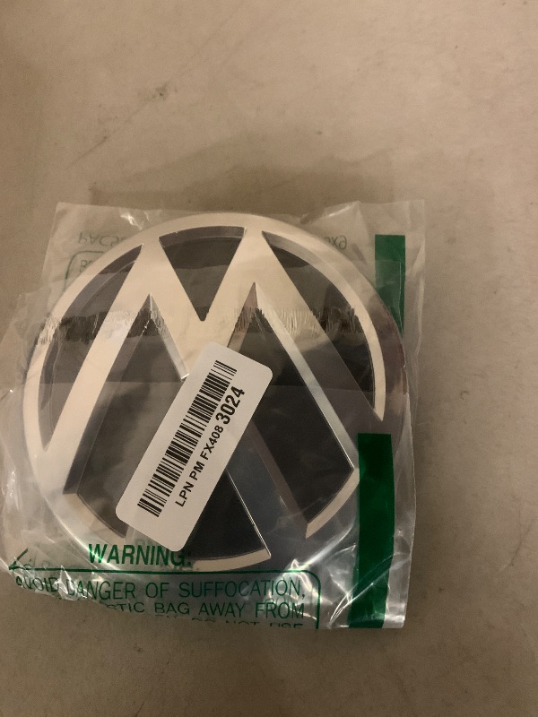 Photo 1 of 2016-2017 VW Volkswagen Passat & 2015-2016 Jetta Front Grille Emblem