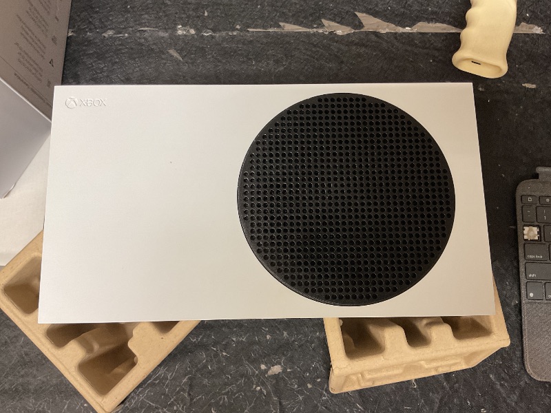 Photo 1 of Xbox Series S - All Digital Gaming Console - 512GB SSD - Includes Wireless Controller - 120FPS (Renewed Premium)