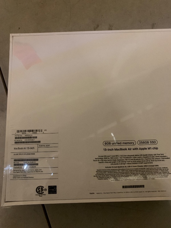Photo 1 of 2020 Apple MacBook Air Laptop: Apple M1 Chip, 13” Retina Display, 8GB RAM, 256GB SSD Storage, Backlit Keyboard, FaceTime HD Camera, Touch ID. Works with iPhone/iPad; Silver