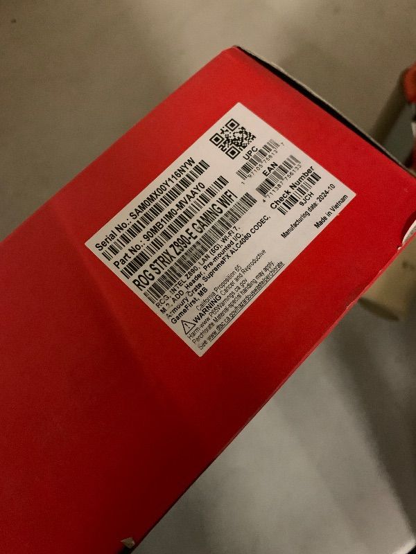 Photo 1 of ASUS ROG Strix Z890-E Gaming WiFi Intel® Z890 LGA 1851 ATX Motherboard, Advanced AI PC-Ready, 18+2+1+2 Stages, DDR5, WiFi 7, 7X M.2, Thunderbolt™ 4, USB Type-C®, AI Overclocking, Cooling & Networking