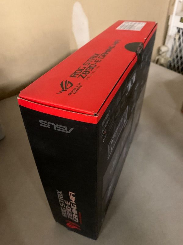 Photo 1 of ASUS ROG Strix Z890-E Gaming WiFi Intel® Z890 LGA 1851 ATX Motherboard, Advanced AI PC-Ready, 18+2+1+2 Stages, DDR5, WiFi 7, 7X M.2, Thunderbolt™ 4, USB Type-C®, AI Overclocking, Cooling & Networking