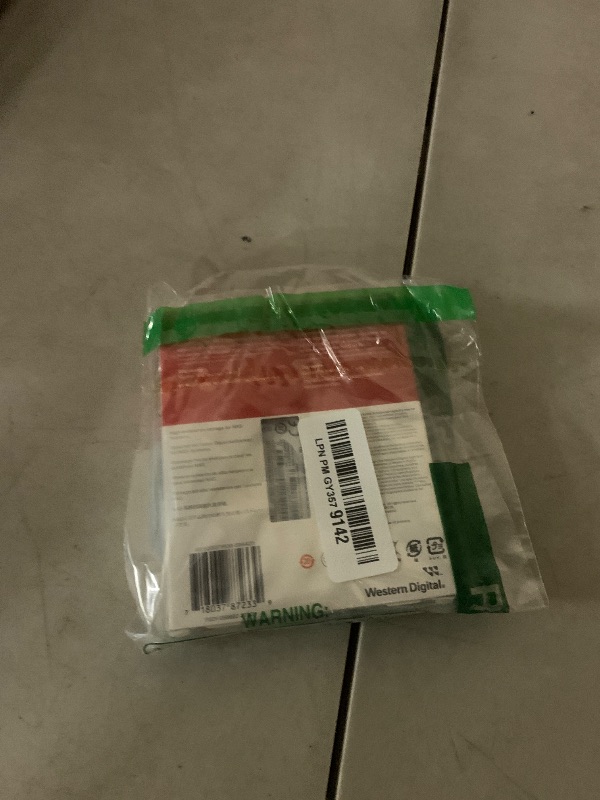 Photo 1 of Western Digital 2TB WD Red SA500 NAS 3D NAND Internal SSD - SATA III 6 Gb/s, M.2 2280, Up to 560 MB/s - WDS200T1R0B