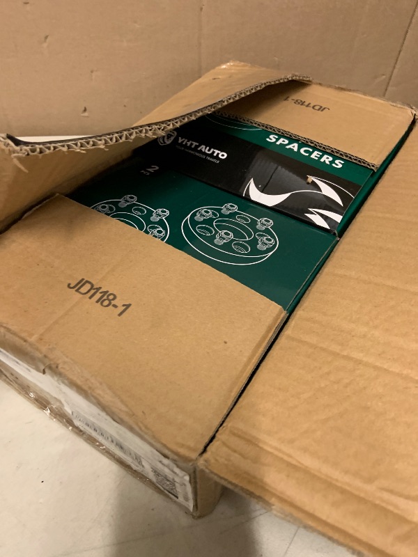 Photo 1 of YHTAUTO 5x120 Hub Centric Wheel Spacers 1 inch Compatible with 1974-2016 BMW 1/3/5/6/7/8/M3/M5/M6/Z3/Z4/Z8 Series, w/ M12x1.5 & 10.9 Grade Studs, 72.56 mm Hub Bore 5 Lug 4PCS Black Wheel Spacer