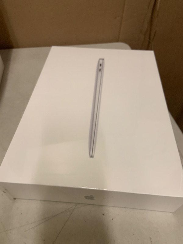Photo 1 of 2020 Apple MacBook Air Laptop: Apple M1 Chip, 13” Retina Display, 8GB RAM, 256GB SSD Storage, Backlit Keyboard, FaceTime HD Camera, Touch ID. Works with iPhone/iPad; Silver