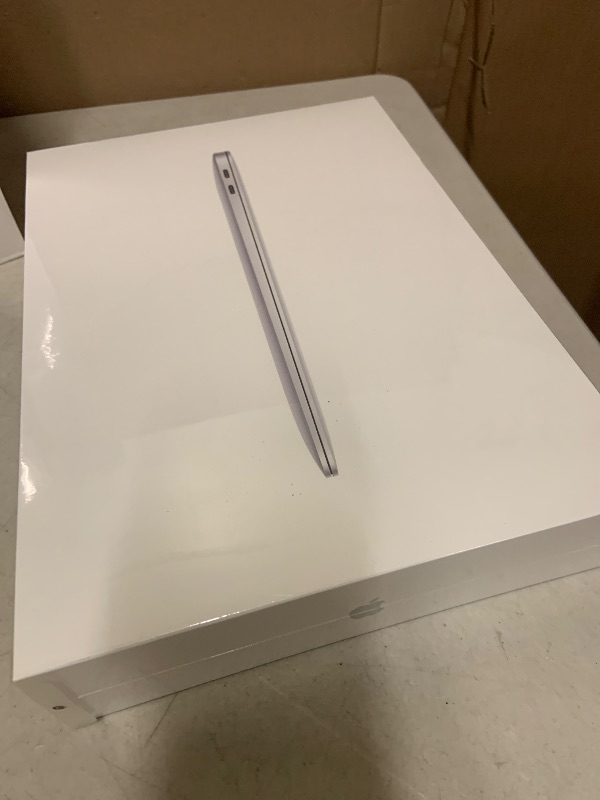 Photo 1 of 2020 Apple MacBook Air Laptop: Apple M1 Chip, 13” Retina Display, 8GB RAM, 256GB SSD Storage, Backlit Keyboard, FaceTime HD Camera, Touch ID. Works with iPhone/iPad; Silver