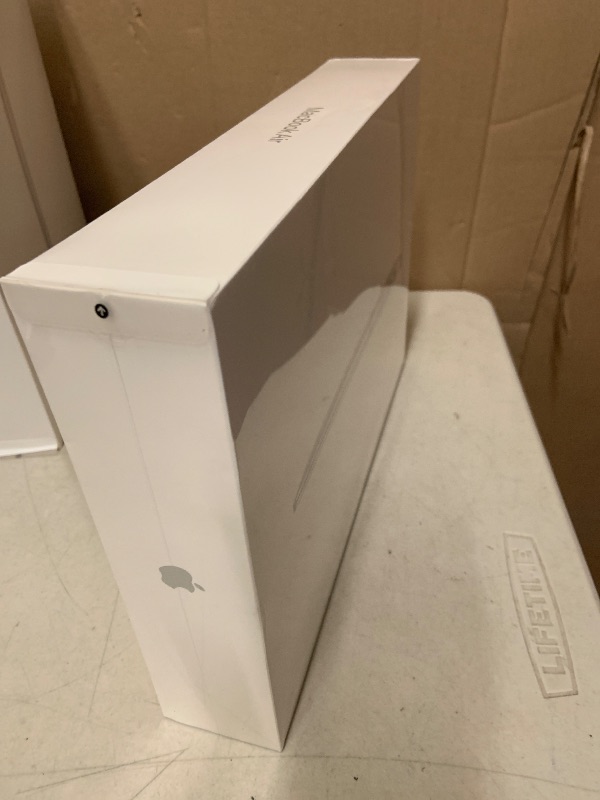 Photo 1 of 2020 Apple MacBook Air Laptop: Apple M1 Chip, 13” Retina Display, 8GB RAM, 256GB SSD Storage, Backlit Keyboard, FaceTime HD Camera, Touch ID. Works with iPhone/iPad; Silver