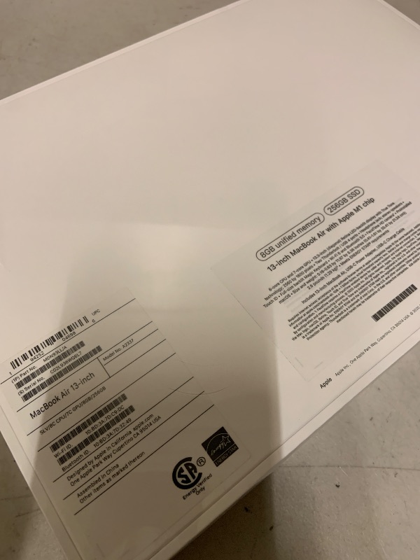 Photo 1 of 2020 Apple MacBook Air Laptop: Apple M1 Chip, 13” Retina Display, 8GB RAM, 256GB SSD Storage, Backlit Keyboard, FaceTime HD Camera, Touch ID. Works with iPhone/iPad; Silver