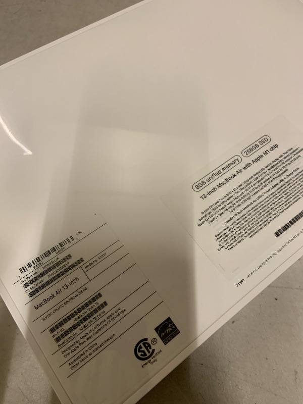 Photo 1 of 2020 Apple MacBook Air Laptop: Apple M1 Chip, 13” Retina Display, 8GB RAM, 256GB SSD Storage, Backlit Keyboard, FaceTime HD Camera, Touch ID. Works with iPhone/iPad; Silver