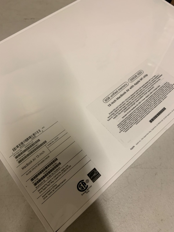 Photo 1 of 2020 Apple MacBook Air Laptop: Apple M1 Chip, 13” Retina Display, 8GB RAM, 256GB SSD Storage, Backlit Keyboard, FaceTime HD Camera, Touch ID. Works with iPhone/iPad; Silver