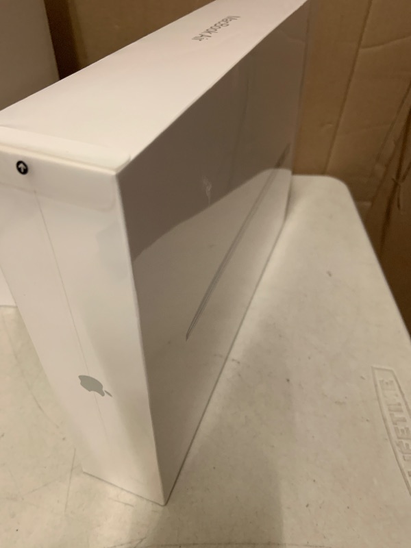Photo 1 of 2020 Apple MacBook Air Laptop: Apple M1 Chip, 13” Retina Display, 8GB RAM, 256GB SSD Storage, Backlit Keyboard, FaceTime HD Camera, Touch ID. Works with iPhone/iPad; Silver