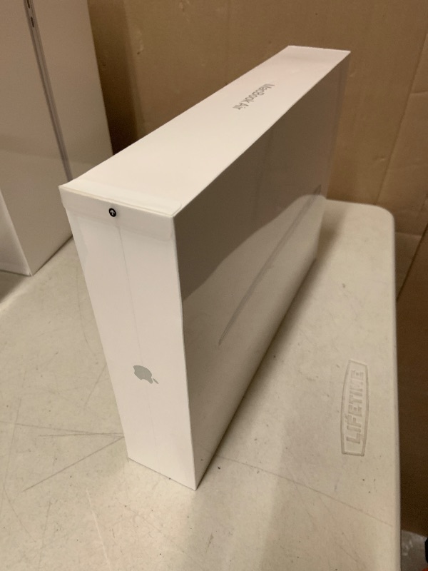 Photo 1 of 2020 Apple MacBook Air Laptop: Apple M1 Chip, 13” Retina Display, 8GB RAM, 256GB SSD Storage, Backlit Keyboard, FaceTime HD Camera, Touch ID. Works with iPhone/iPad; Silver