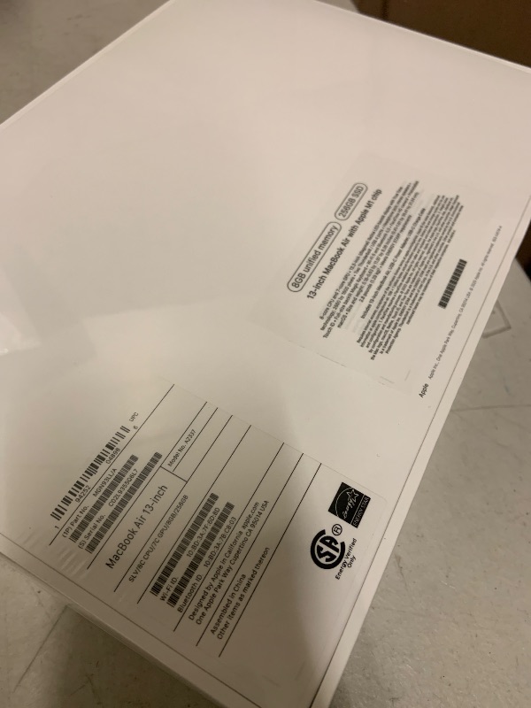 Photo 1 of 2020 Apple MacBook Air Laptop: Apple M1 Chip, 13” Retina Display, 8GB RAM, 256GB SSD Storage, Backlit Keyboard, FaceTime HD Camera, Touch ID. Works with iPhone/iPad; Silver