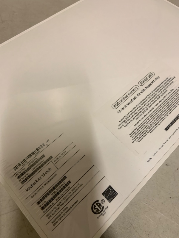 Photo 1 of 2020 Apple MacBook Air Laptop: Apple M1 Chip, 13” Retina Display, 8GB RAM, 256GB SSD Storage, Backlit Keyboard, FaceTime HD Camera, Touch ID. Works with iPhone/iPad; Silver