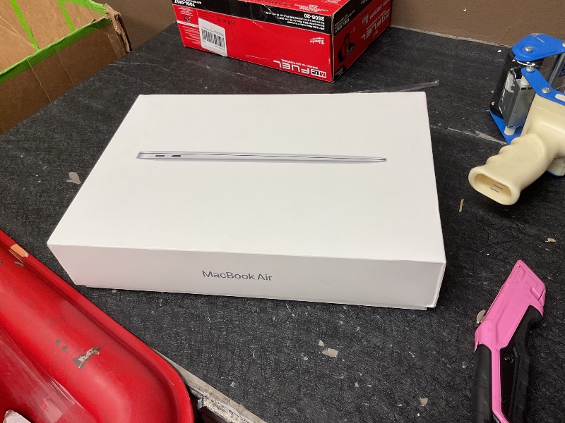 Photo 1 of 2020 Apple MacBook Air Laptop: Apple M1 Chip, 13” Retina Display, 8GB RAM, 256GB SSD Storage, Backlit Keyboard, FaceTime HD Camera, Touch ID. Works with iPhone/iPad; Silver