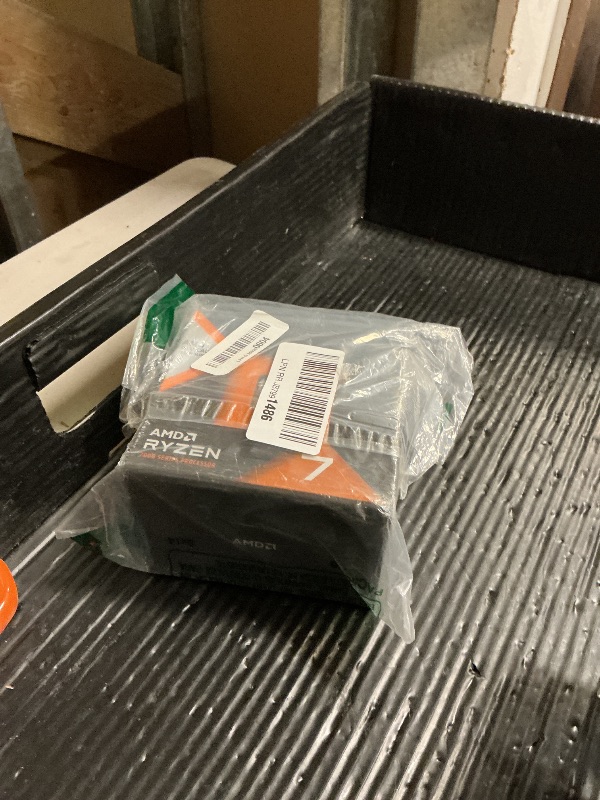 Photo 1 of AMD Ryzen 7 7800X3D Processor 4.2 Ghz 96 Mb L3 Box, W128303129 (Ghz 96 Mb L3 Box)