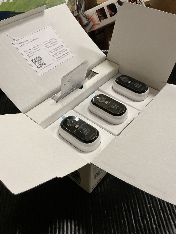 Photo 1 of Arlo Essential Security Camera Wireless Outdoor 2K (3rd Gen, 2025 Release) - Battery Power, Person Recognition, Package Detection, Animated Preview, 1-Month Trial of Secure Plan, 3 Cam, White