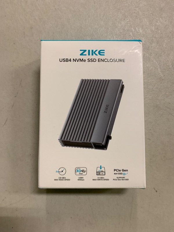 Photo 1 of ZIKE ZikeDrive Z666 40Gbps M.2 NVMe SSD Enclosure USB 4.0 up to 3811MB/s Aluminum Case, Compatible with Thunderbolt 4 M.2 M-Key 2280, USB 4 USB 3.2 Gen2/Gen1 PCI-E Gen 4x4 Tool-Free Installation