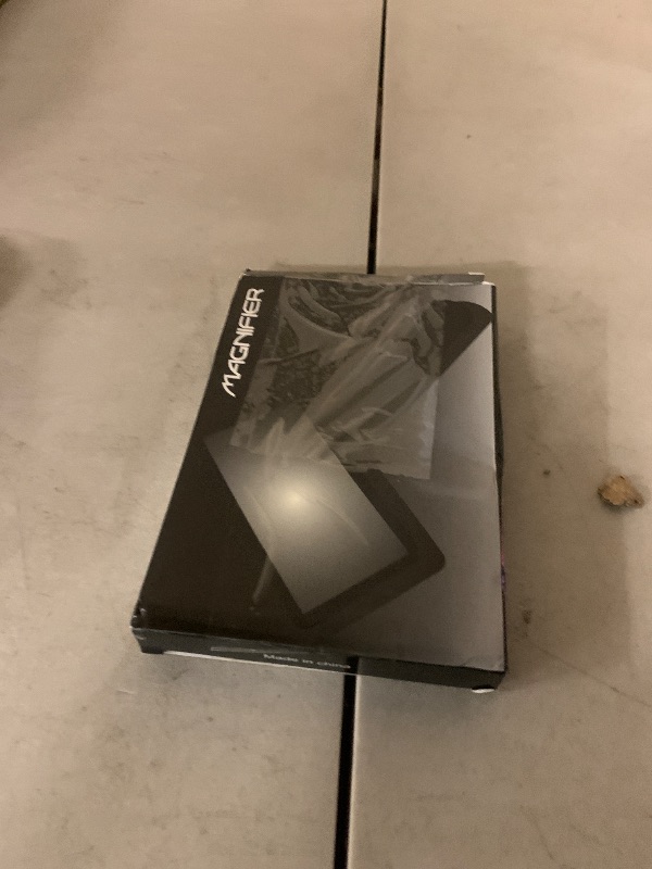 Photo 1 of 10X Magnifying Glass Rectangle Reading Magnifier Large Handheld Magnifying Glasses Scratch Resistant Glass Lens for Observation Reading Hobbies Nature Exploration Repair(Jumbo Horizontal Viewing Area)