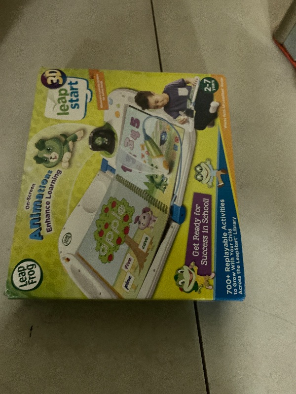 Photo 1 of LeapFrog LeapStart 3D Interactive Learning System, Green