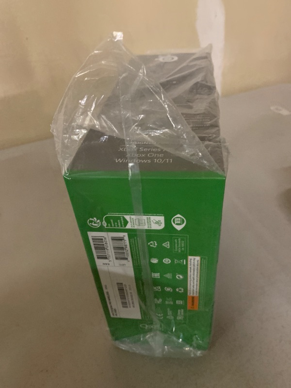 Photo 1 of SteelSeries Arctis Nova Pro Wireless Xbox Multi-System Gaming Headset - Neodymium Magnetic Drivers - Active Noise Cancellation - Infinity Power System - Xbox, PC, PS5, PS4, Switch, Mobile - White