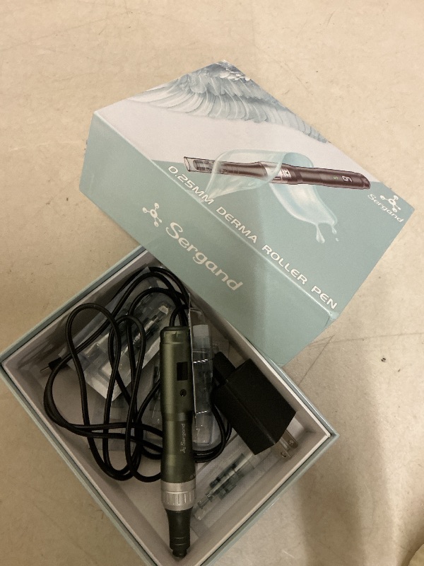 Photo 1 of 0.25mm Derma Roller Pen