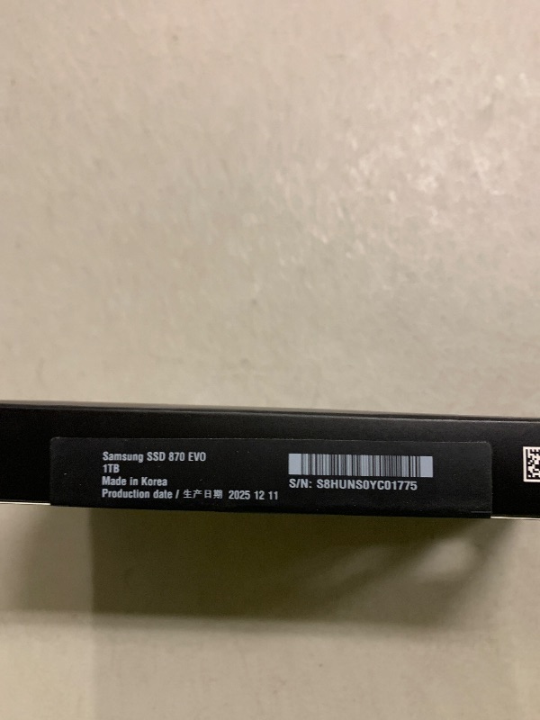 Photo 1 of Samsung 870 EVO SATA III SSD 1TB 2.5” Internal Solid State Drive, Upgrade PC or Laptop Memory and Storage for IT Pros, Creators, Everyday Users, MZ-77E1T0B/AM