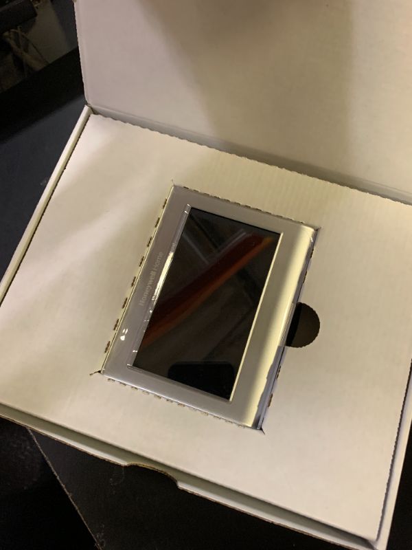 Photo 1 of Honeywell Home RTH9585WF1004 Wi-Fi Smart Color Thermostat, 7 Day Programmable, Touch Screen, Energy Star, Alexa Ready, Gray