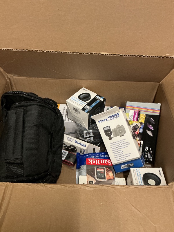 Photo 1 of Cannon EOS Rebel T7 camera plus kit 