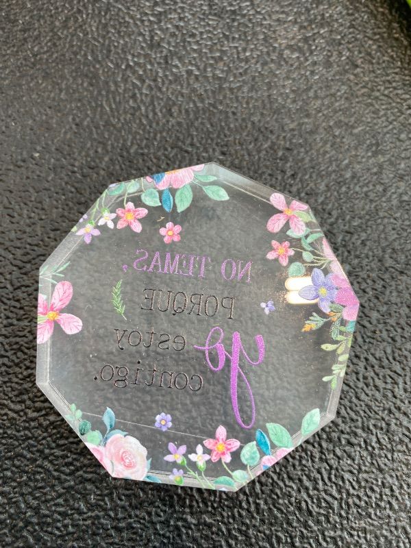 Photo 1 of ***READ CLERK NOTES*** Seeloowy 20 Pcs Spanish Christian Acrylic Gift for Women, Mini Floral Acrylic Decoration Bible Verse Desk Decor for Christmas Church Friends Mom Birthday Christian Home Decorative