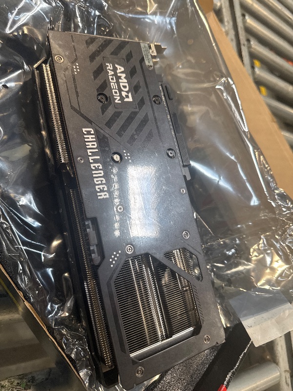 Photo 3 of ASRock AMD Radeon RX 9070 Challenger 16GB 2520 MHz 20 Gbps GDDR6 256Bit GPU RT+AI Accelerators PCIe5.0 2x8-pin Triple Fan 700W Graphics Card 0DB Silent Cooling DisplayPort2.1a HDMI2.1b LED Indicator