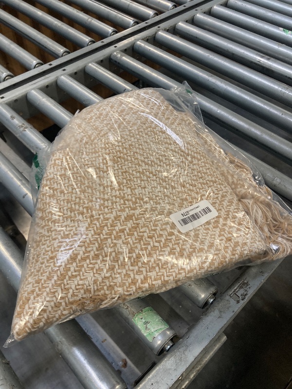 Photo 1 of *USED*
Collive Entryway Door Mat, 27" x 43" Machine Washable Kitchen Rugs, Indoor/Outdoor Low-Profile Doormat Soft Hand-Woven Cotton Bathroom Rug Throw Rugs for Front Back Door Bedroom