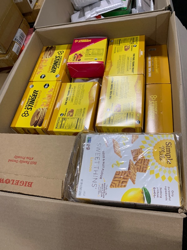 Photo 1 of ***AS IF/ FINAL SALE - NO RETURNS***
BUNDLE BOX OF MIXED FOOD
