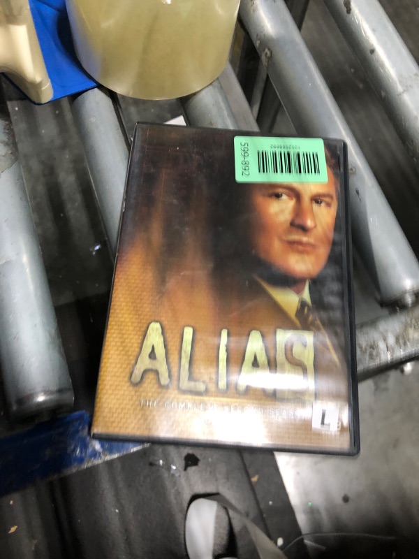 Photo 1 of **ONLY 2 DISCS**
Alias: Season 2