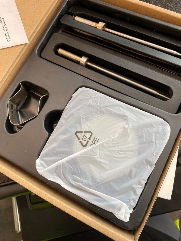 Photo 1 of **MINOR DAMAGE - USED**
BFOUR Meat Thermometer Wireless Bluetooth, LCD Digital Meat Thermometer with Dual Probe, Wireless Remote BBQ Thermometer for Smoker Kitchen Cooking Grill Thermometer for Grilling BBQ Oven