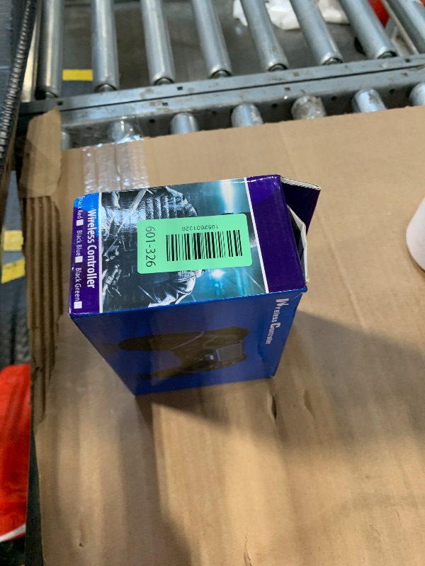 Photo 1 of ??????? p-s4 Game Controller Wireless Controller for P-S4/Pro/Slim/PC, 3.5mm Headset Jack, 6-axis Gyro Sensor Joystick Controller Dual Vibration Audio Function (black+green)