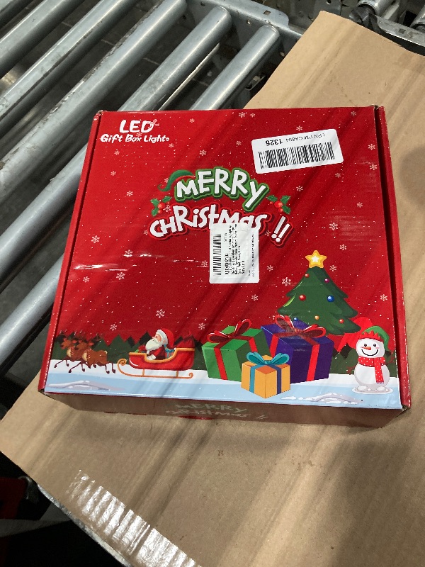 Photo 1 of **MISSING PARTS**
3Pcs Christmas Lighted Gift Boxes, 10in, 8in, 6in Light up Christmas Decorations Indoor and Outdoor, Battery Operated Present Box for Decor Tree, Yard, Home