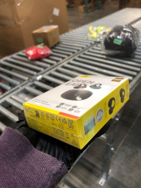 Photo 1 of ** FACTORY SEALED**Baseus Bowie MC1 Open Ear Clip-On Earbuds, Adaptive Comfort with Anti-Drop Design, Impactful Sound with Adaptive Bass Boost, Adaptive Noise Cancelling Calls, IP57 Waterproof, 40H Playtime, Lightweight