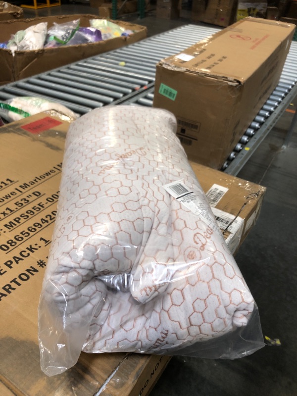 View 2 of ** ONE**
Dearfoams Bed Pillows,Set of 2 Standard/Queen Size,Down Alternative Copper-Infused Pillows with Soft Knit Cover,Supportive for Back, Side & Stomach Sleepers