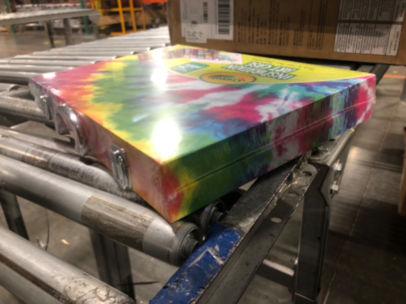 Photo 1 of ** FACTORY SEALED**Crayola Inspiration Art Case Coloring Set - Tie-Dye (140ct), Art Supplies Set For Kids, Travel Drawing Kit, Holiday & Christmas Gift for Girls & Boys, Ages 5+ [Amazon Exclusive]