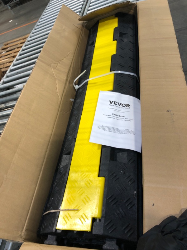 Photo 1 of ** FACTORY SEALED**
VEVOR 3 PCs Cable Protector Ramp 2 Channel 12000 lbs Load Wire Cable Cover Ramp
