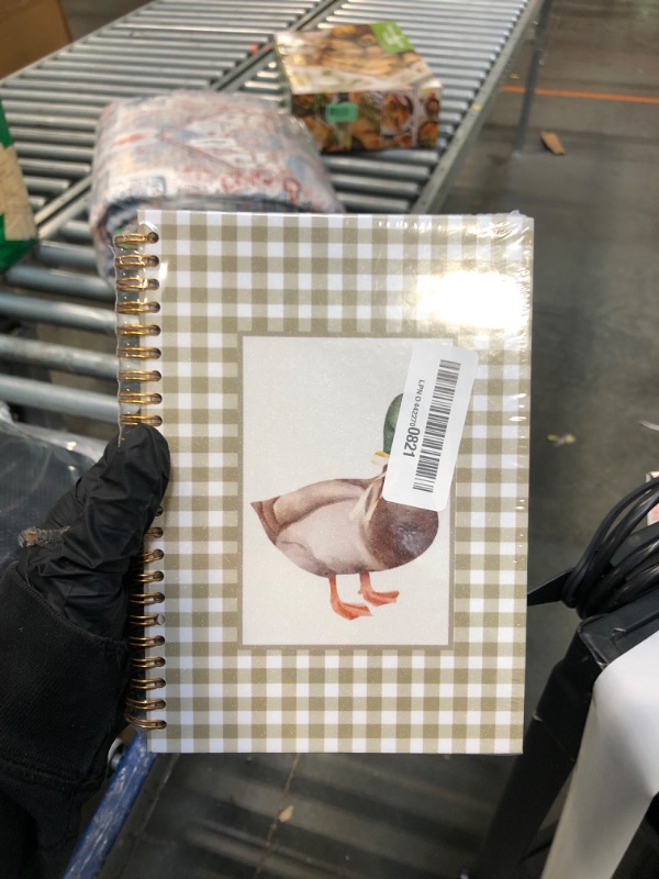 Photo 1 of ** FACTORY SEALED**
Evcprz Cute Mallard Duck Gingham Notebook for Office Desk, Funny Green Checkered Spiral Journal for Coworkers,Farmhouse Aesthetic Writing Journal, 5.5x8.3 Inch