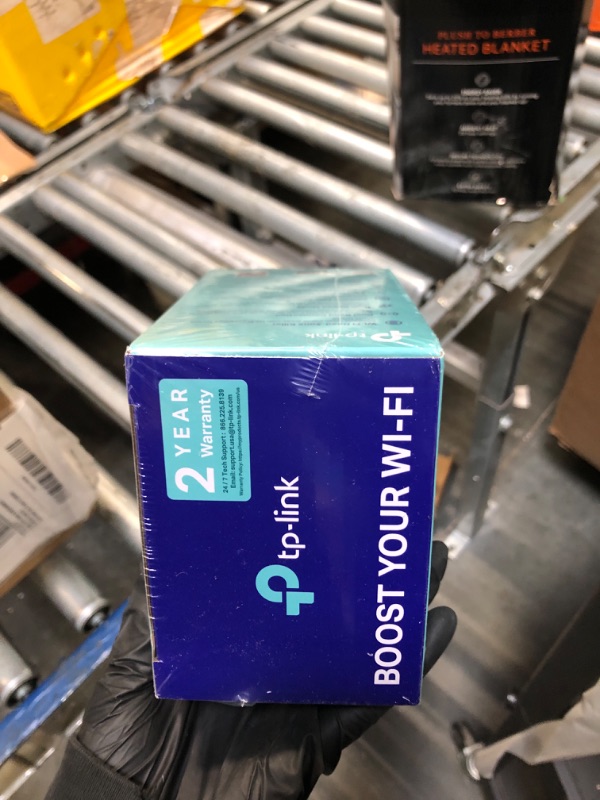 Photo 1 of ** FACTORY SEALED**
TP-Link AC1200 WiFi Extender, 2023 Engadget Best Budget Pick, 1.2Gbps Signal Booster for Home, Dual Band 5GHz/2.4GHz, Covers Up to 1500 Sq.ft and 30 Devices,Support Onemesh, One Ethernet Port (RE315)